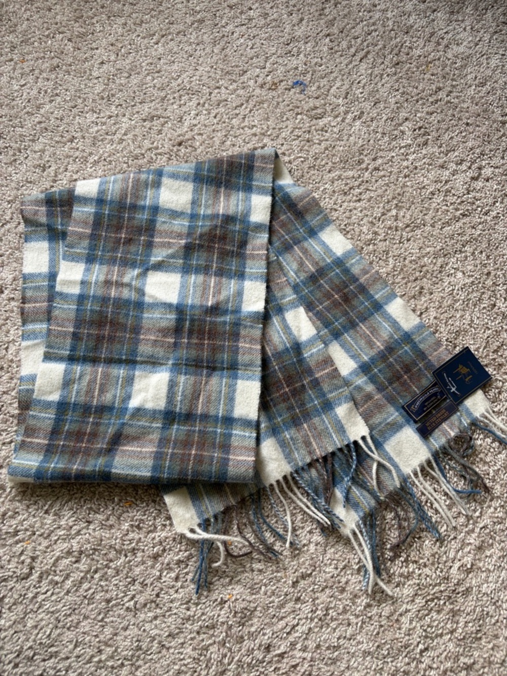 James Pringle Weavers plaid luxury scarf 100% wool
